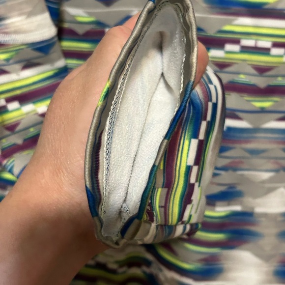 Colorful Geometric Pattern Pullover - Picture 3 of 5